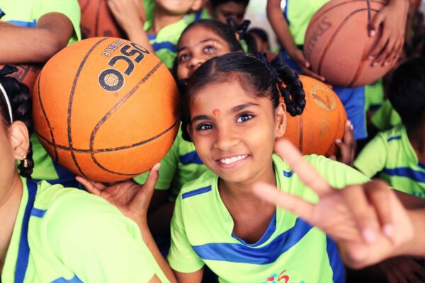 Hi 5 Basketball Hi 5 Basketball