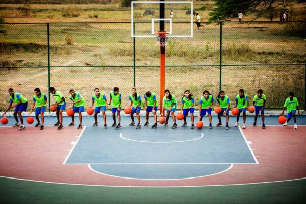 Hi 5 Basketball Hi 5 Basketball