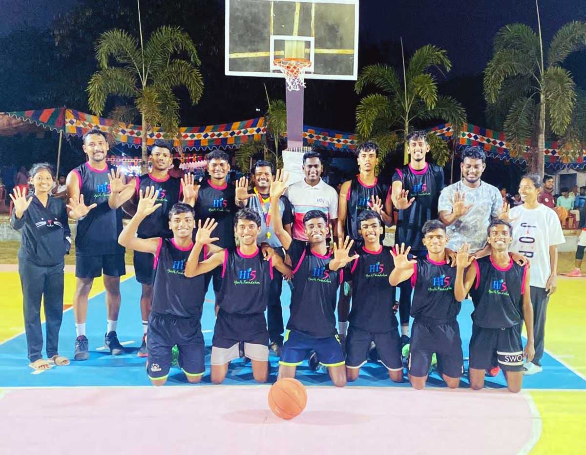 Of Friendship, Community and Team Spirit