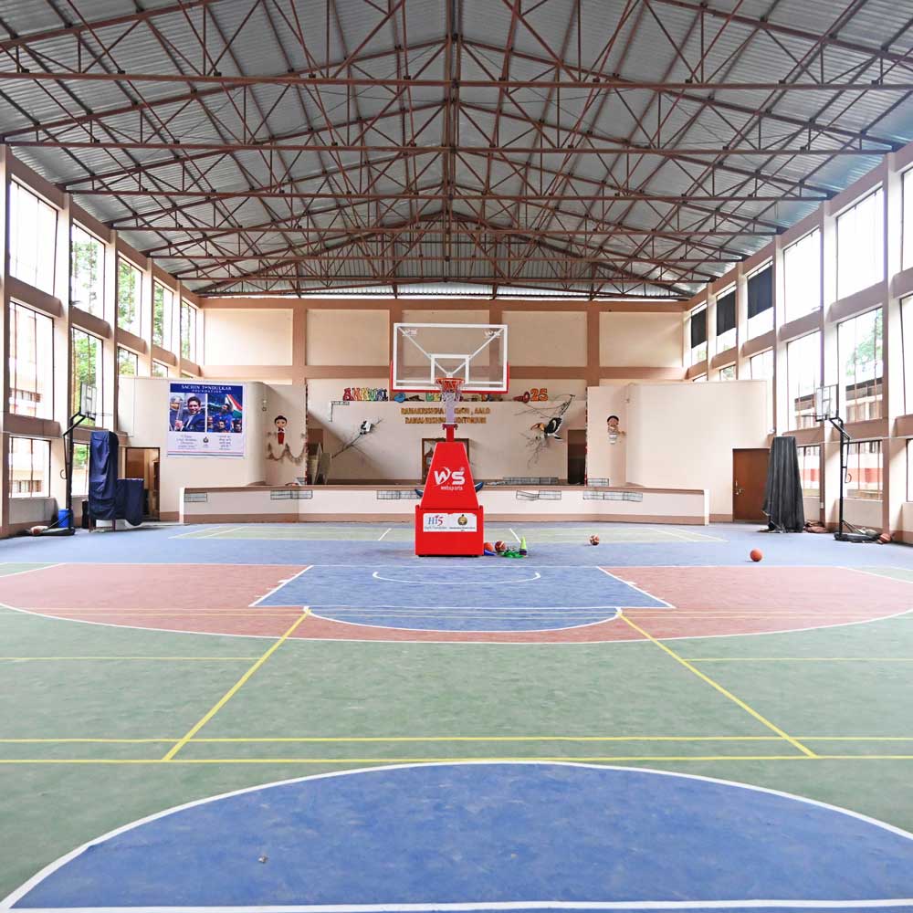 Ramakrishna Mission School, Aalo